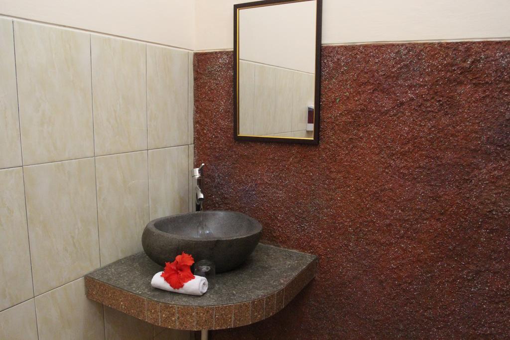 Soka Homestay นูซาเลมโบงัน ภายนอก รูปภาพ